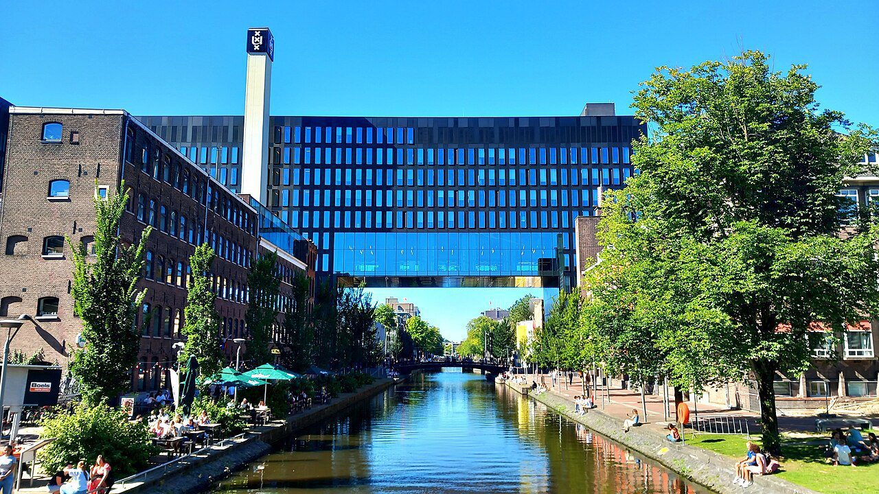 Kismenők, CC BY-SA 4.0 , via Wikimedia Commons